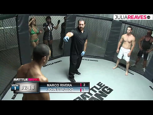 ❤️ Ultimate Fighter ríða númerastúlku strax eftir bardaga í hringnum ❌ Klám hjá okkur